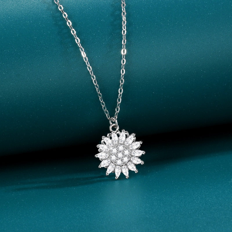 Rotating Sunflower Pendant Necklace